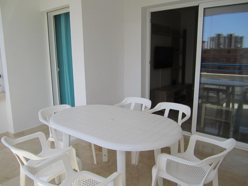 Holiday Apartment 5 Min To Levante Beach 베니돔 외부 사진
